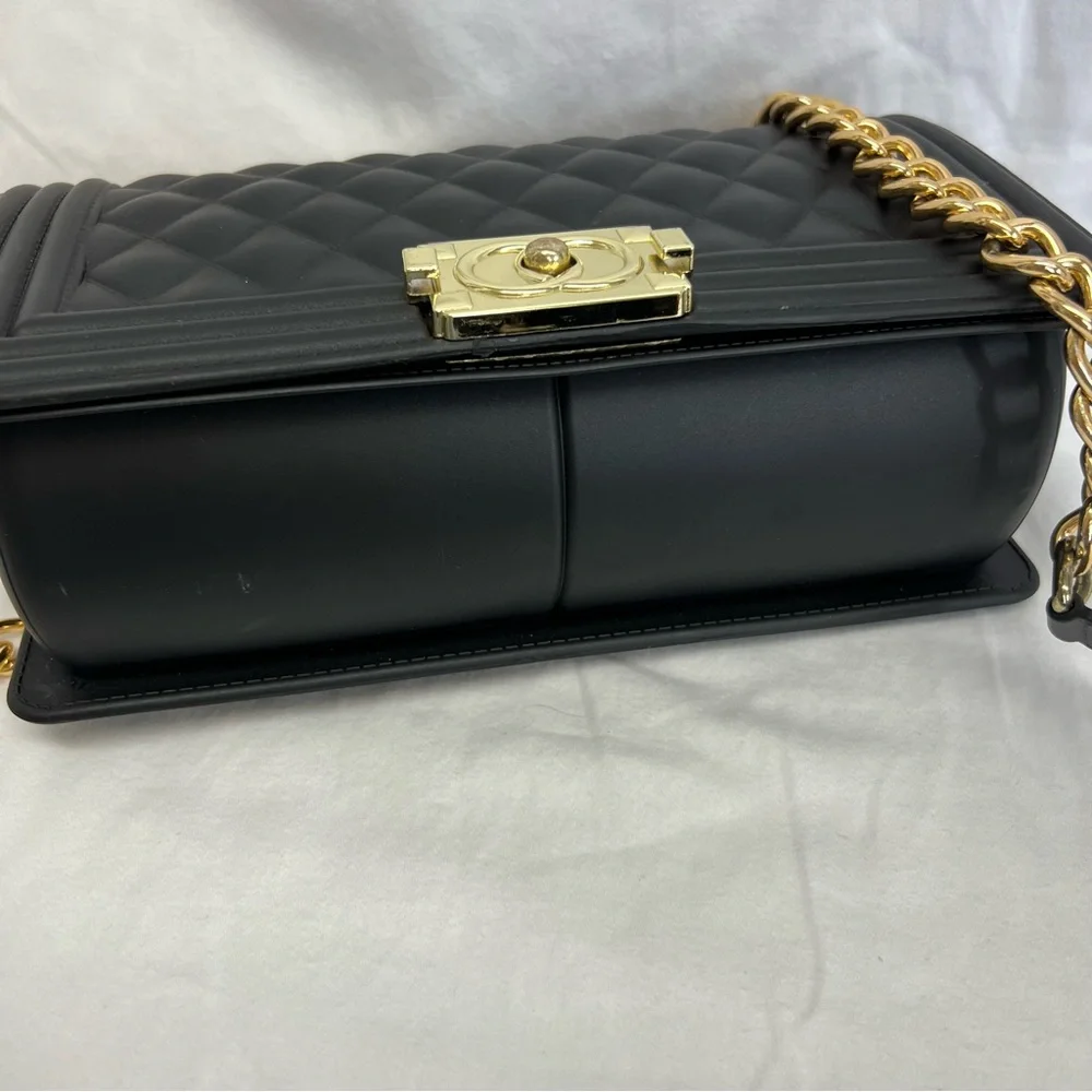 TOYBOY black quilted jelly crossbody bag with gold chain and accents. - Picture 6 of 12